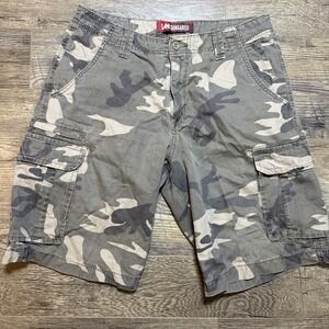 Lee Men's Dungaree's Camo Cargo Shorts Size 32 RipStop Outdoor
